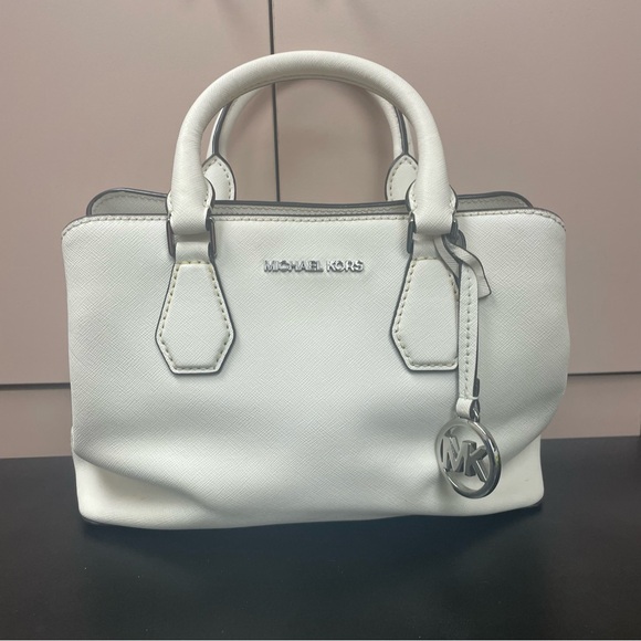 Michael Kors Handbags - Michael Kors Camille small leather satchel optic white EUC